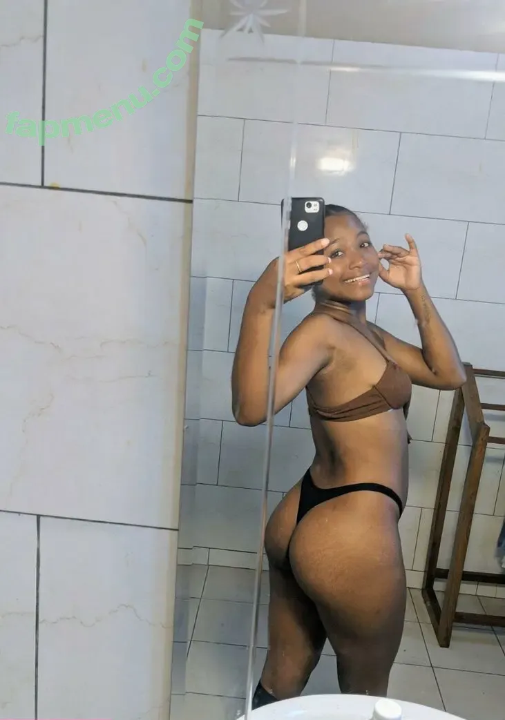 Chloeusca nude photo #0003 (Chloeusca)