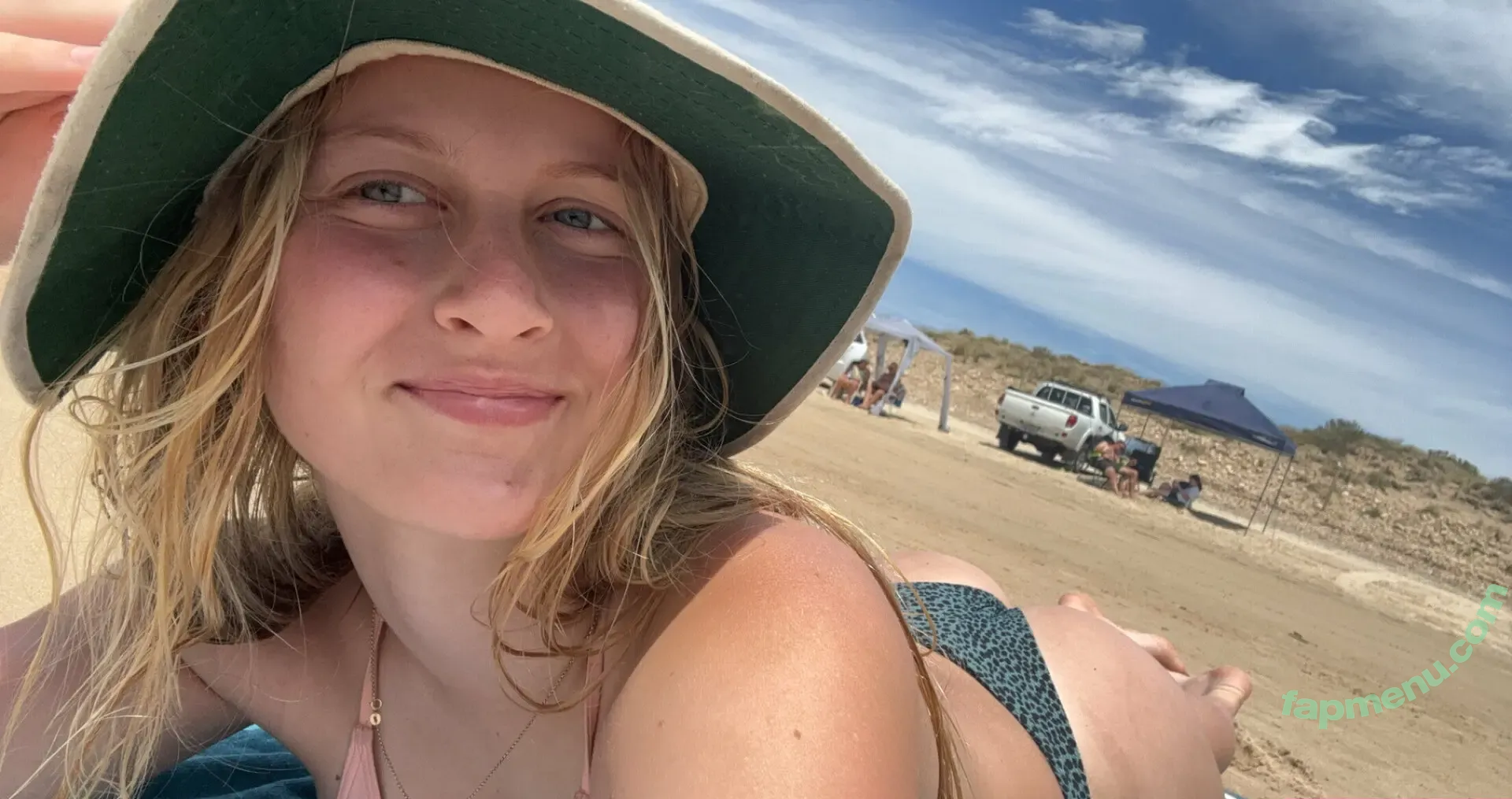 chlomonroex nude photo #0019 (cholemonroelive)