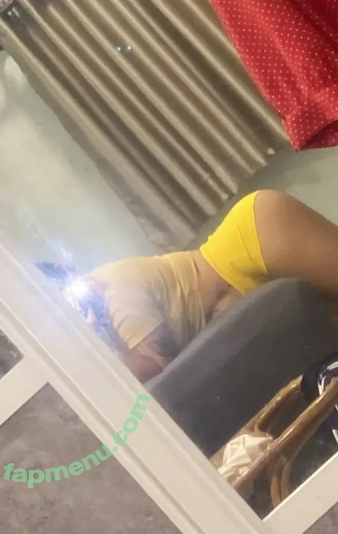 chombunny_ nude photo #0002 (chombunny_)