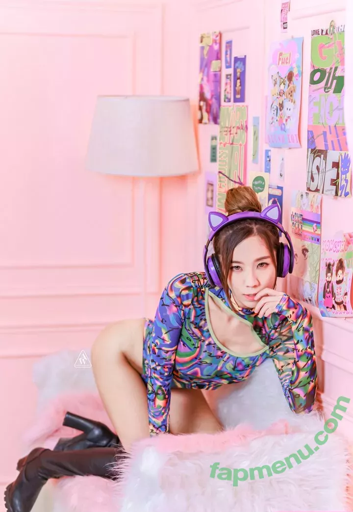 Chopperting nude photo #0286 (chopperyuting / 張宇婷)