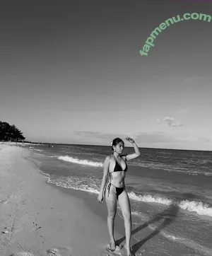 Chrisha Maloloyon / chrisha.maloloyon nude photo #0030