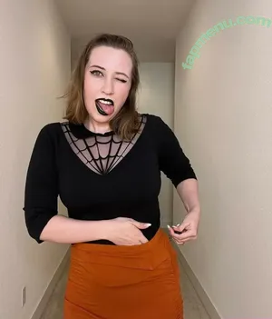 Chrissy Asmr / chrissyasmrofficial nude photo #0012
