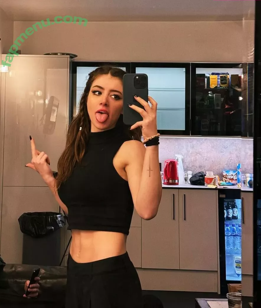 Chrissy Costanza nude photo #0029 (chrissycostanza)