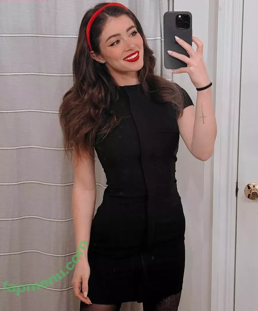 Chrissy Costanza nude photo #0049 (chrissycostanza)
