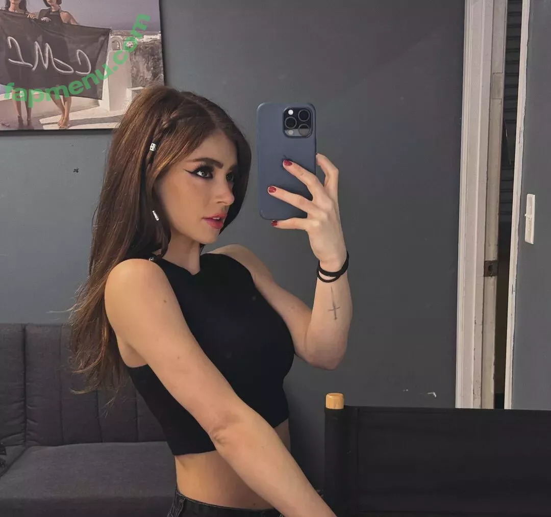 Chrissy Costanza nude photo #0075 (chrissycostanza)
