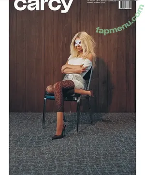 Christina Aguilera / XTINA nude photo #2815