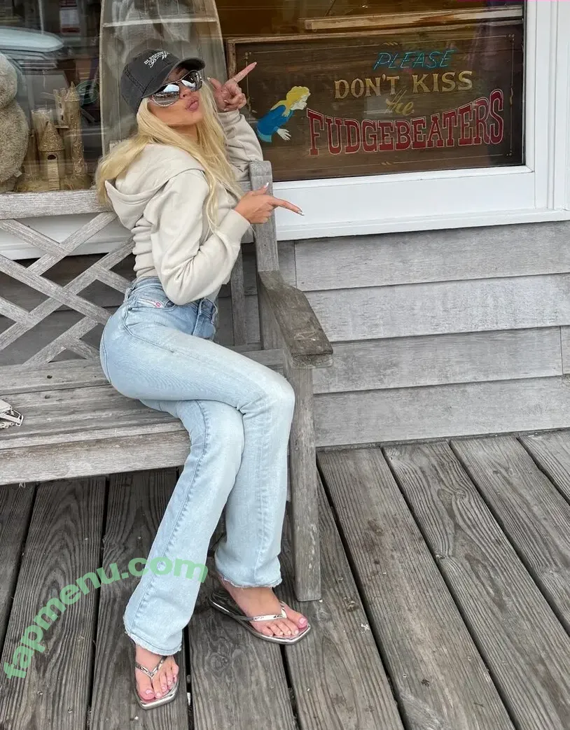 Christina Aguilera nude photo #2844 (XTINA)