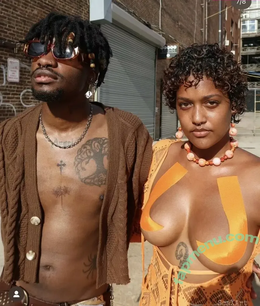 Christina Brown nude photo #0003 (Ebony & Clyde / christyib / keatingssixth / missxtinab)