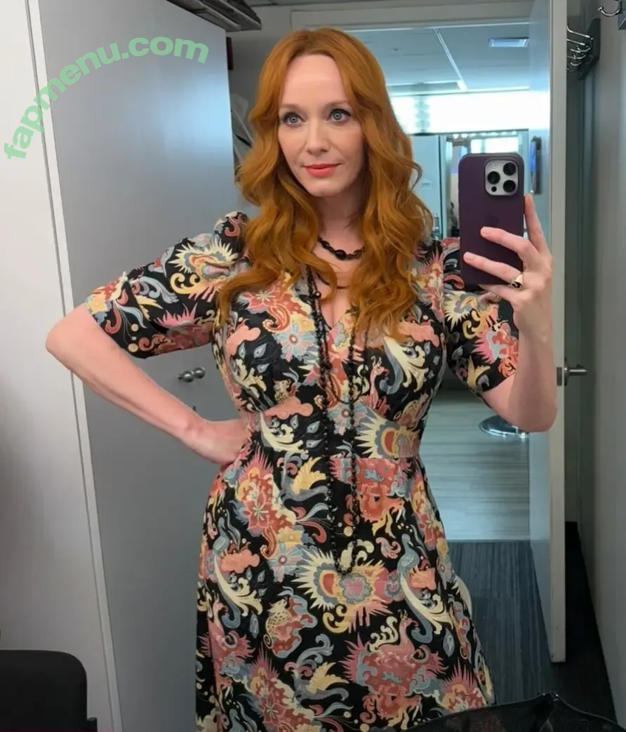 Christina Hendricks nude photo #2170 (actuallychristinahendricks)