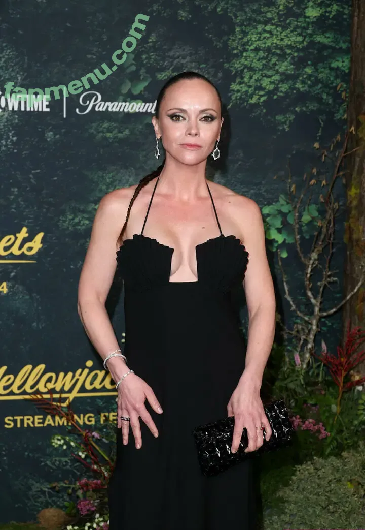 Christina Ricci nude photo #0560 (ChristinaRicci / riccigrams)