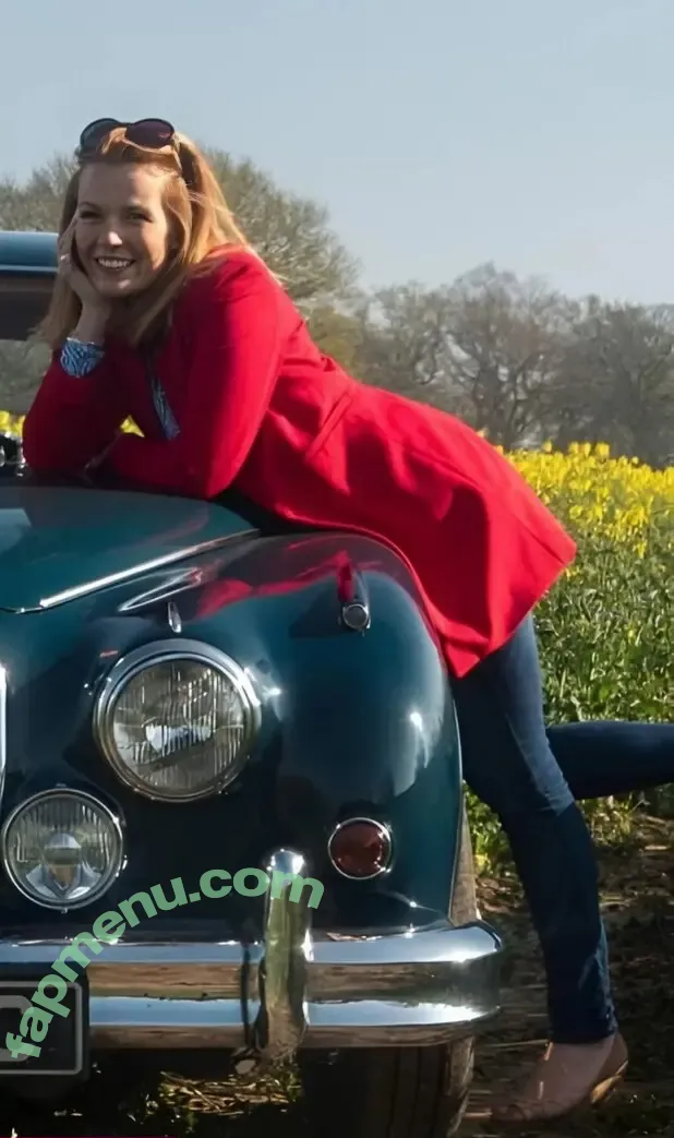 Christina Trevanion nude photo #0017 (christinatrevanion)