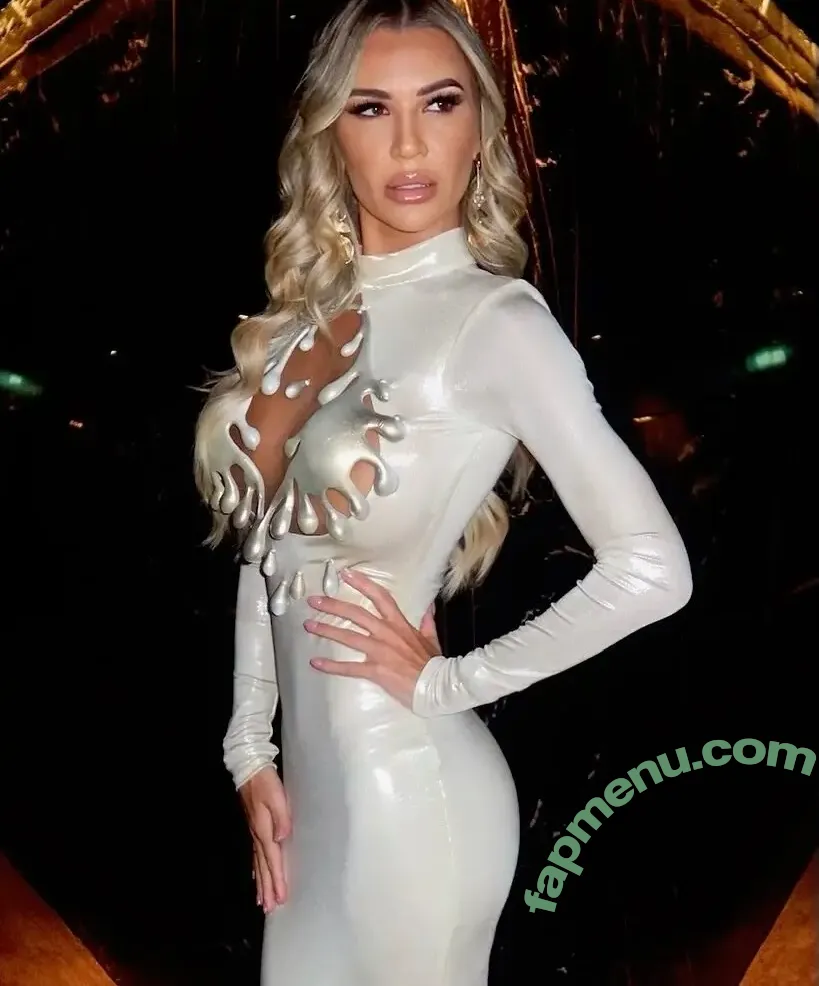 Christine McGuinness nude photo #1019 (mrscmcguinness)