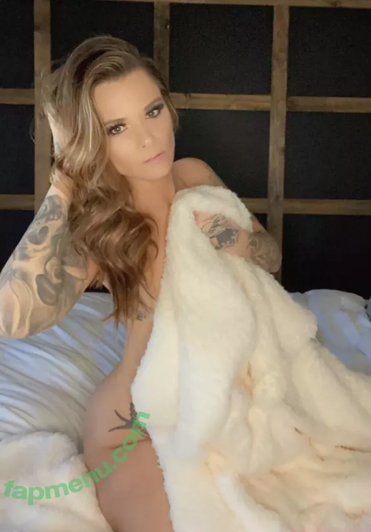 chroniclesofatiredassmom nude photo #0063 (tattooedoutlaw16)