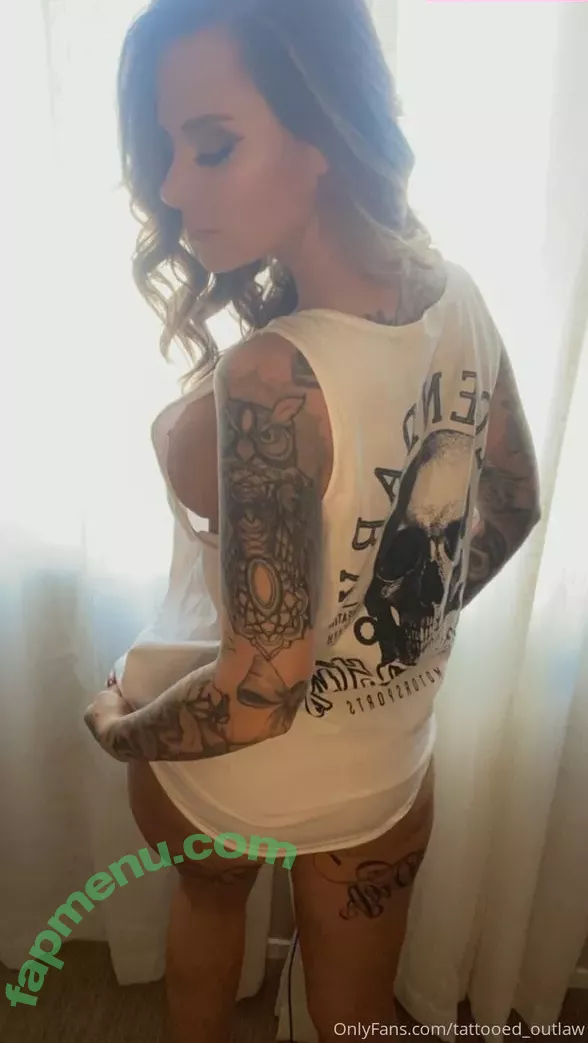 chroniclesofatiredassmom nude photo #0111 (tattooedoutlaw16)