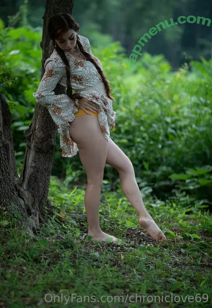 Chroniclove nude photo #0091 (Chroniclove69 / marleyschroniclove)