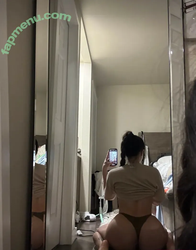 Chrrristina Chrristineee nude photo #0023 (chrristineee / cristinacarmella)