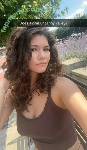 ciggybae / Zendaya lookalike / gypsybaehere / homeskilla_whitnit nude photo #0105