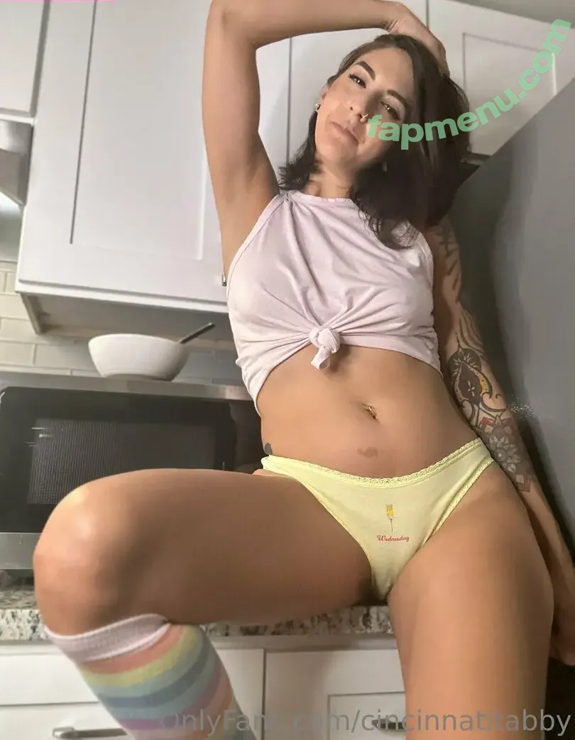 cincinnatitabby nude photo #0033 (autumn_and_aj)