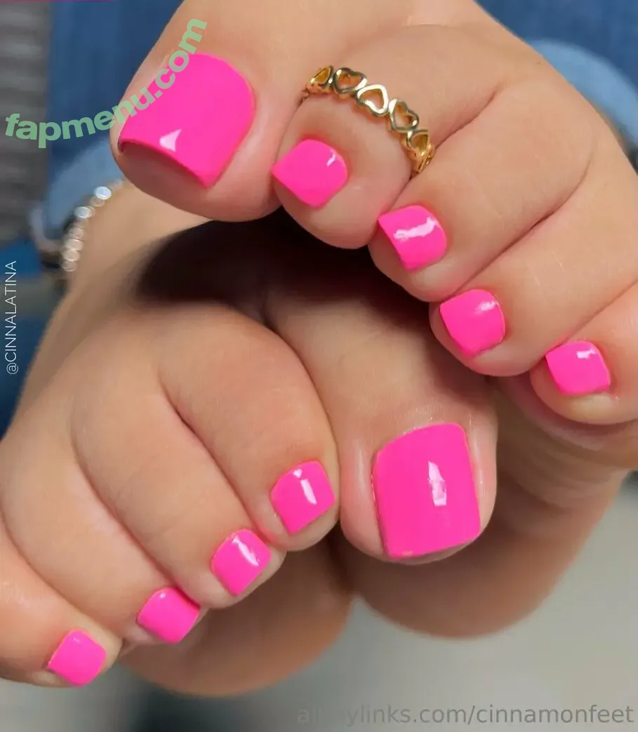 cinnamonfeet.2 nude photo #0023 (cinnamonfeet.2)