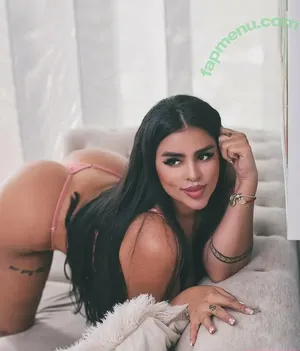  nude photo #0004