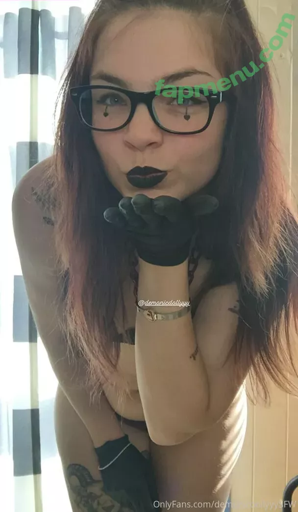 ciricesinssfw nude photo #0004 (ficcew_s)