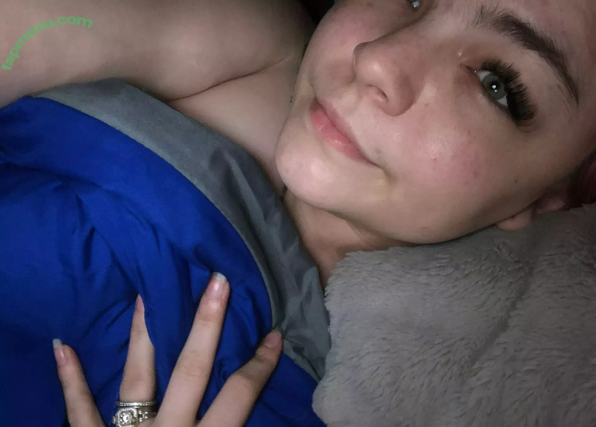 ciricesinssfw nude photo #0008 (ficcew_s)