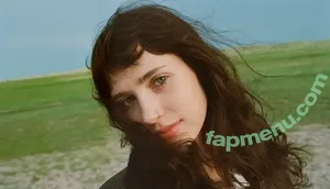 Clairo / Claire Cottrill nude photo #0271