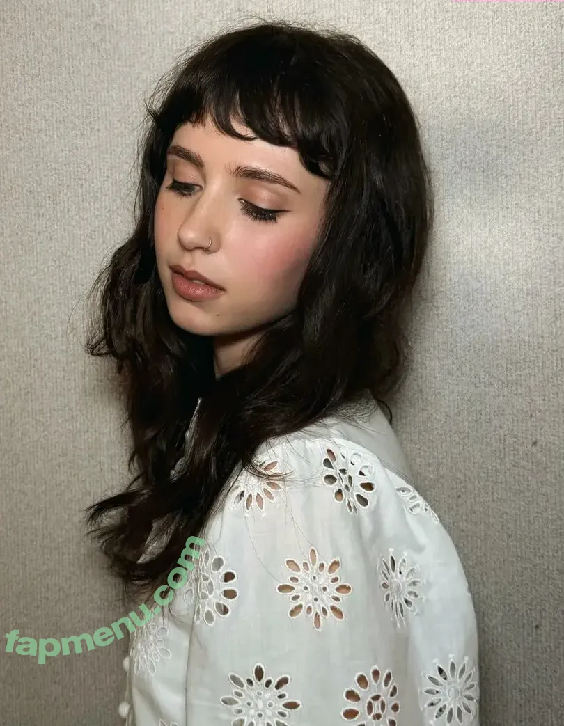 Clairo nude photo #0238 (Claire Cottrill)