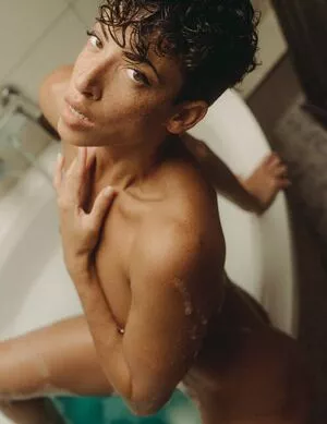 Clara Renè / ClaraRene_ / clara.rene_fit nude photo #0025