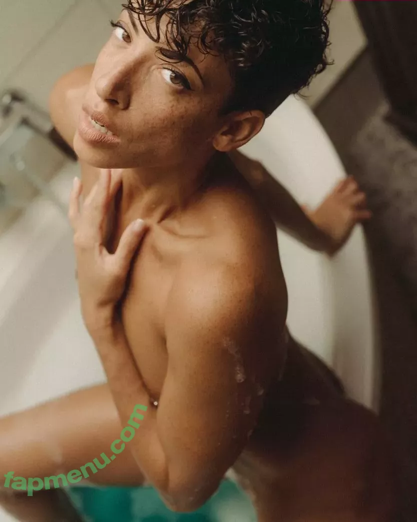 Clara Renè nude photo #0025 (ClaraRene_ / clara.rene_fit)