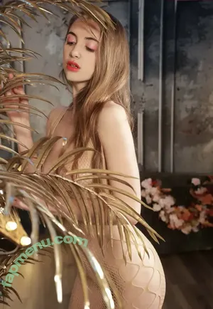 Clara Victoria / ClaraMzm / itsclaravictoria nude photo #0034