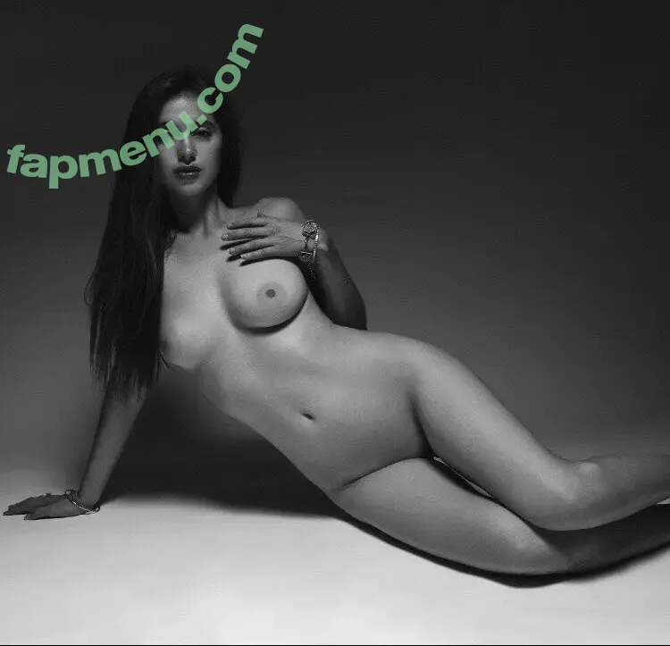 Clara Victoria nude photo #0055 (ClaraMzm / itsclaravictoria)