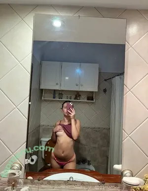  nude photo #0005