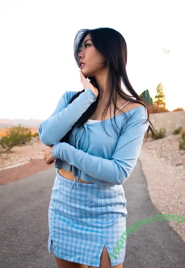 Classic_Christinee nude photo #0031 (classic__christine / meanychristiney)