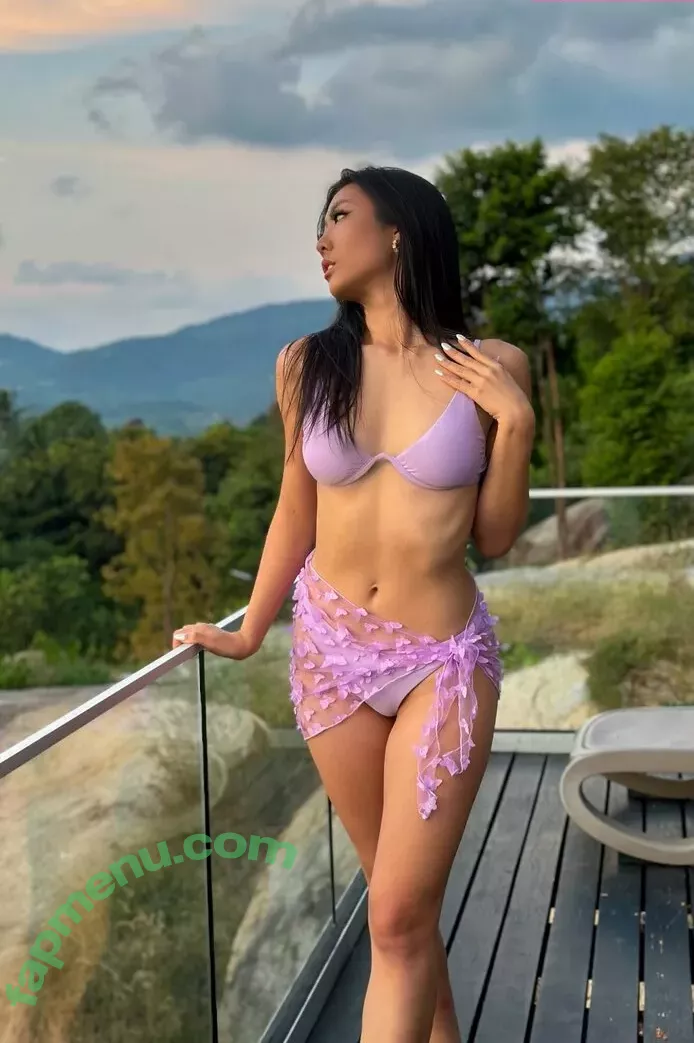 Classic_Christinee nude photo #0069 (classic__christine / meanychristiney)