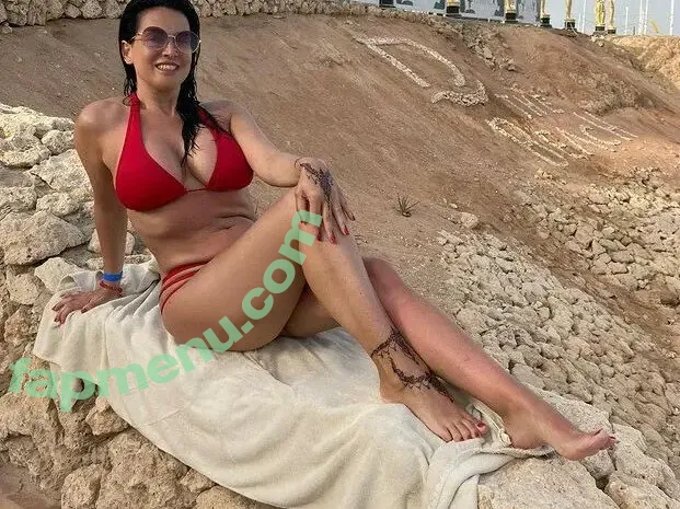 Claudia Letizia nude photo #0002 (claudialadyletizia / claudialetizia)
