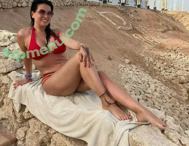 Claudia Letizia nude photo #0022 (claudialadyletizia / claudialetizia)