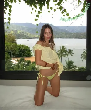 Claudia Sulewski / claudiasulewski nude photo #0026