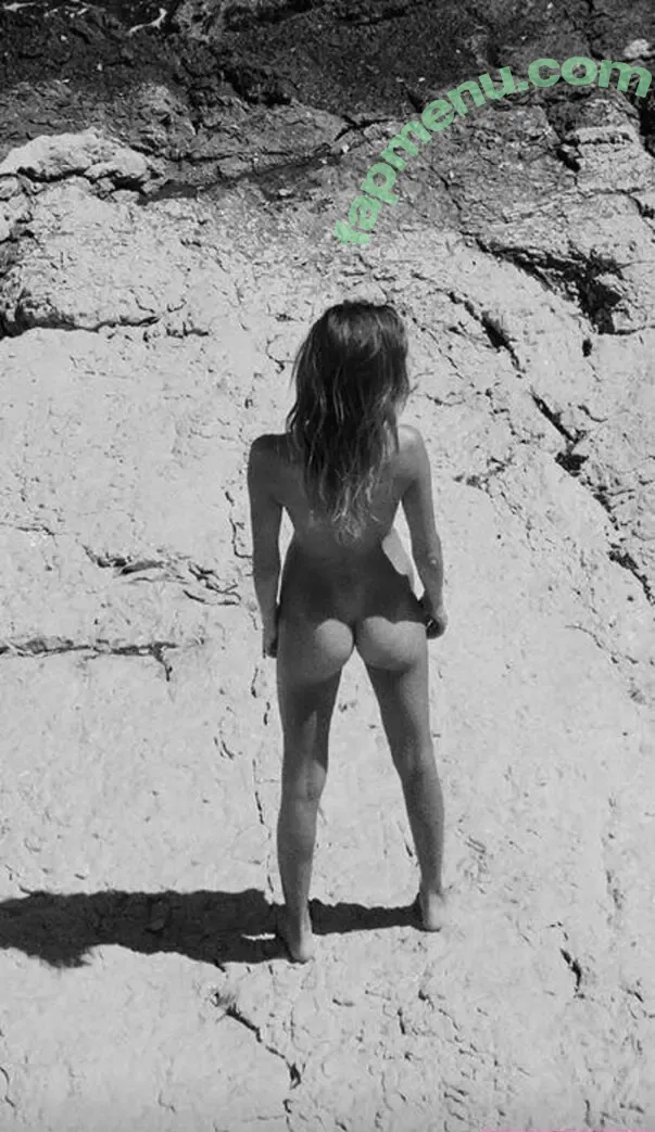 Clémence Navarro Bastin nude photo #0005 (Clémence Navarro Bastin)