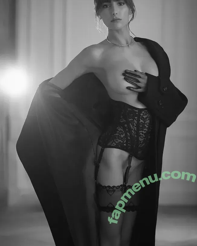Clémence Navarro Bastin nude photo #0009 (Clémence Navarro Bastin)