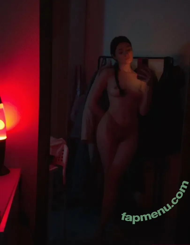 Cloveralice nude photo #0025 (clover.alice)