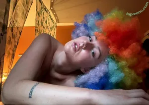  nude photo #0002