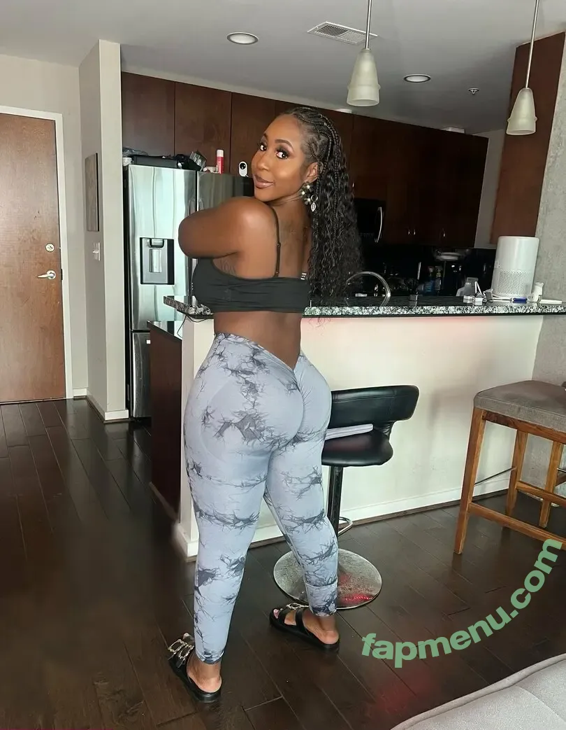 cocodethickfreee nude photo #0082 (ky_baackk)