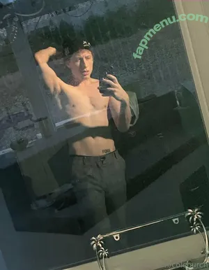  nude photo #0007