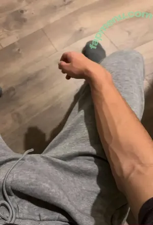  nude photo #0004