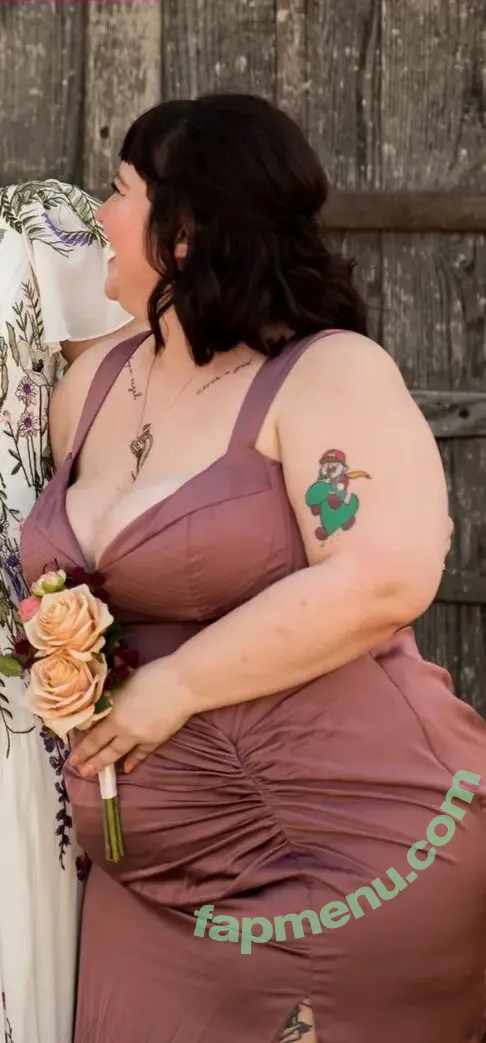 Comicbookdays nude photo #0060 (Pixar Mom Dump Truck Ass)