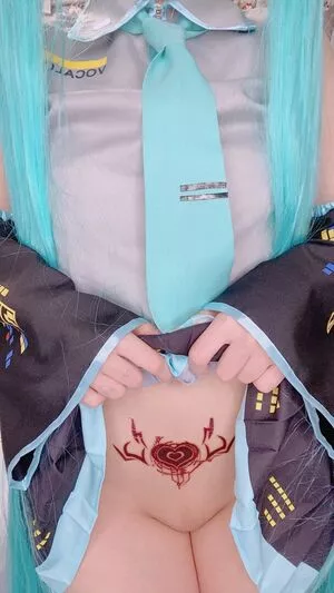 como.exe / Comonun / hitori.exe nude photo #0104