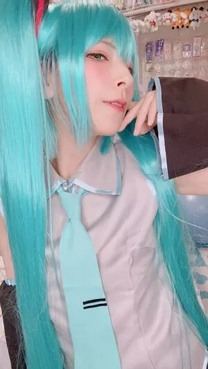 como.exe / Comonun / hitori.exe nude photo #0105
