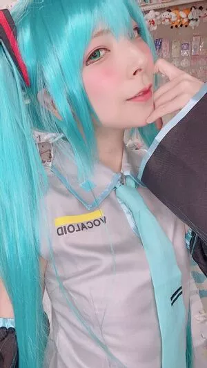 como.exe / Comonun / hitori.exe nude photo #0107