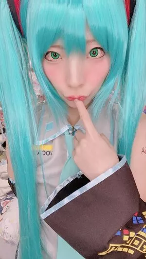 como.exe / Comonun / hitori.exe nude photo #0110